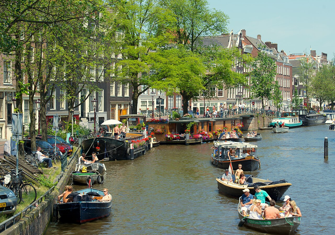Jordaan Neighborhood Stroll